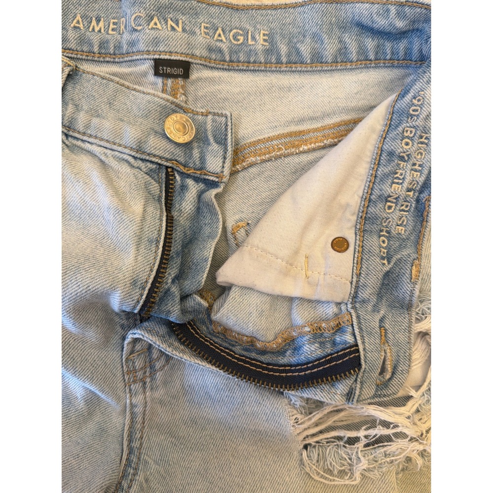American Eagle Highest Rise 90s Boyfriend Shorts Light Wash Distressed Size 0